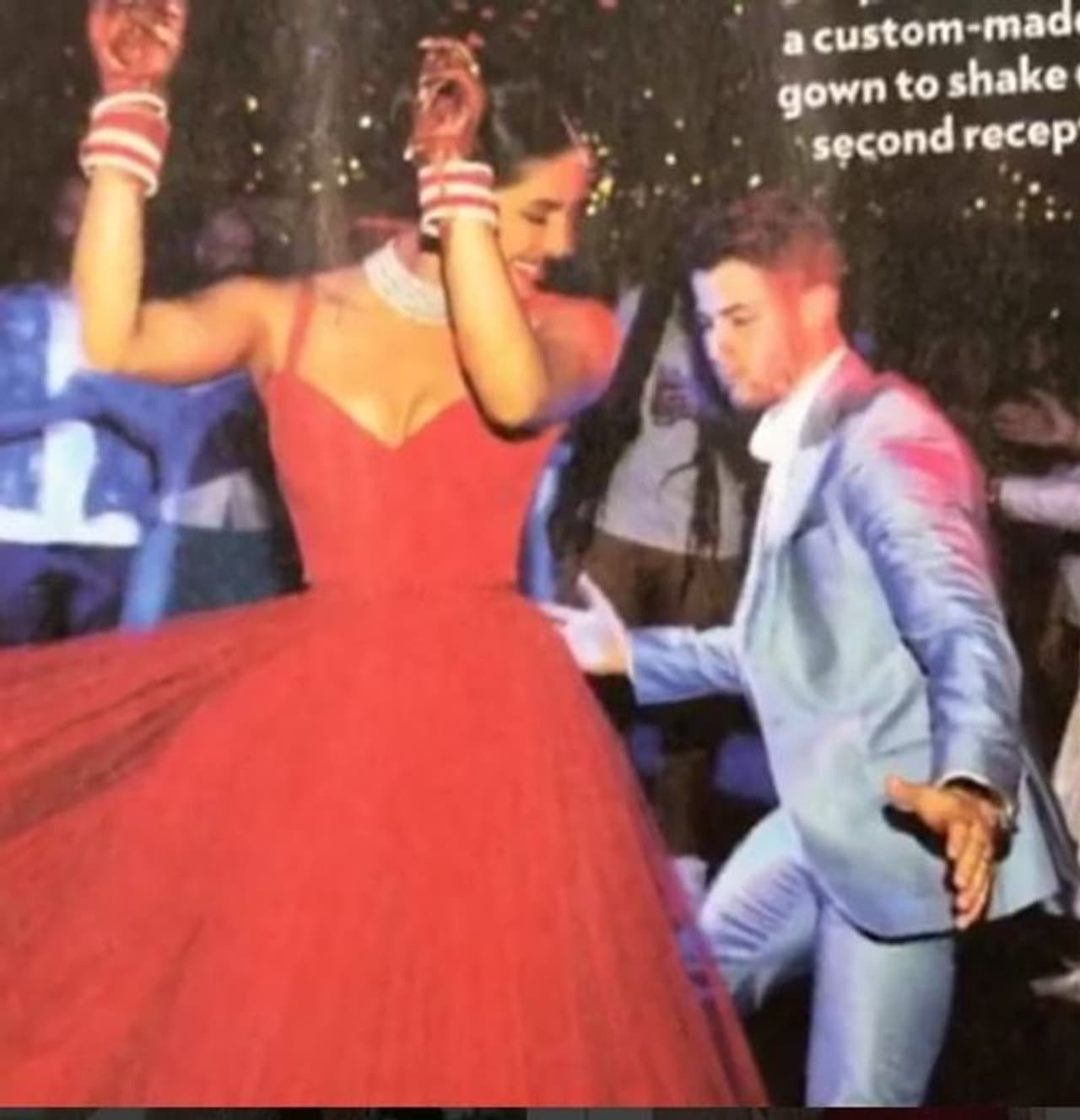 प्रियंका चोपड़ा और निक जोनस ने 1 2 दिसंबर को जोधपुर के उम्मेद भवन में शादी की। शादी की फोटोज सोशल मीडिया पर छाई हुई हैं। लेखिन अब कुछ ऐसी तस्वीरें सामने आई हैं जो आपने अभी तक नहीं देखी होंगी। प्रियंका चोपड़ा और निक जोनस ने 1 2 दिसंबर को जोधपुर के उम्मेद भवन में शादी की। शादी की फोटोज सोशल मीडिया पर छाई हुई हैं। लेखिन अब कुछ ऐसी तस्वीरें सामने आई हैं जो आपने अभी तक नहीं देखी होंगी।