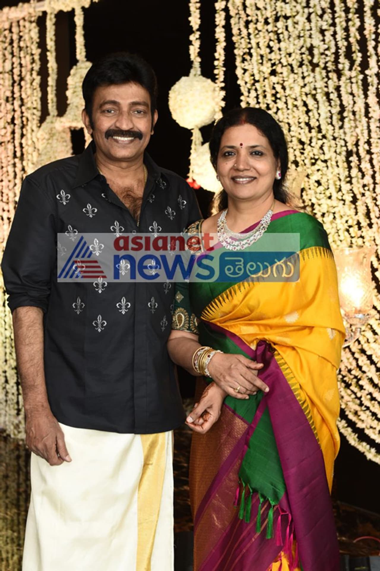 డా. రాజశేఖర్ మేనల్లుడి పెళ్లి సందడి డా. రాజశేఖర్ మేనల్లుడి పెళ్లి సందడి