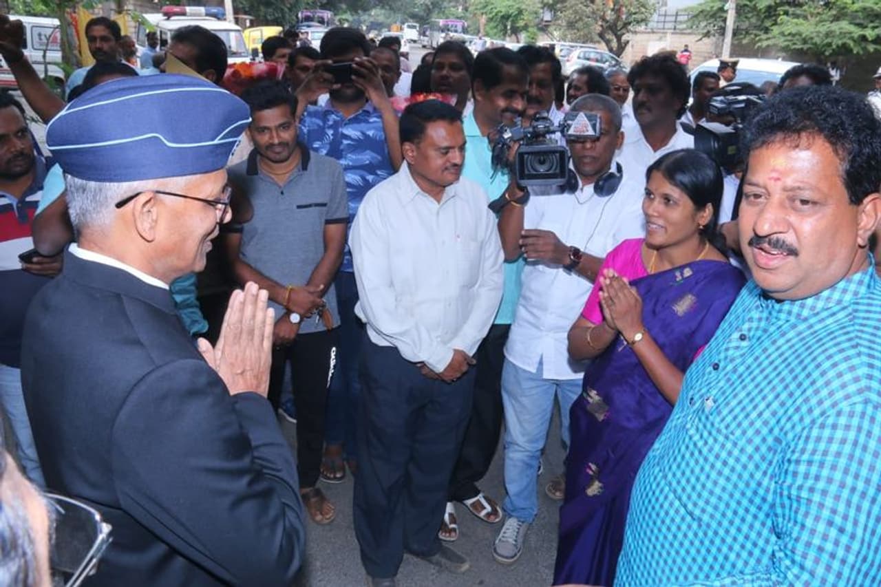 Major AKshay Kumar Girish Road Major AKshay Kumar Girish Road