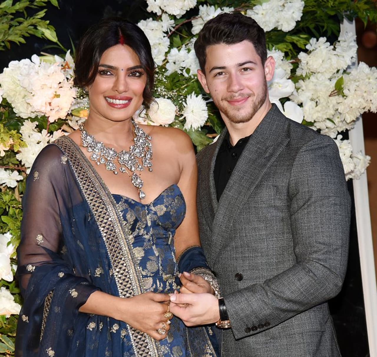 Priyanka Chopra's gorgeous and huge diamond necklace grabbed more eyeballs than her arm candy, husband Nick Jonas. Priyanka Chopra's gorgeous and huge diamond necklace grabbed more eyeballs than her arm candy, husband Nick Jonas.