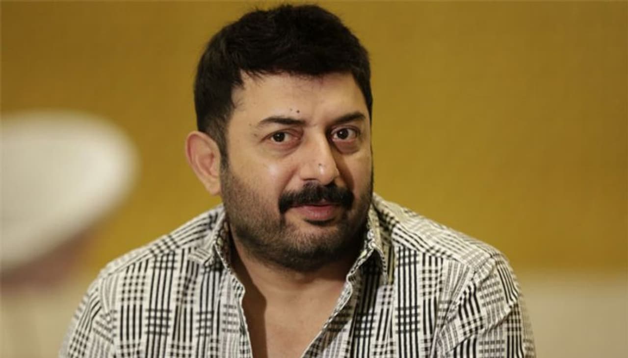 <p>90கள் மற்றும் 2000ஆம் ஆண்டுகளில் முன்னணி ஹீரோவாக தமிழ் திரையுலகில் வலம் வந்தவர் நடிகர் அரவிந்த் சாமி.</p> <p>90கள் மற்றும் 2000ஆம் ஆண்டுகளில் முன்னணி ஹீரோவாக தமிழ் திரையுலகில் வலம் வந்தவர் நடிகர் அரவிந்த் சாமி.</p>