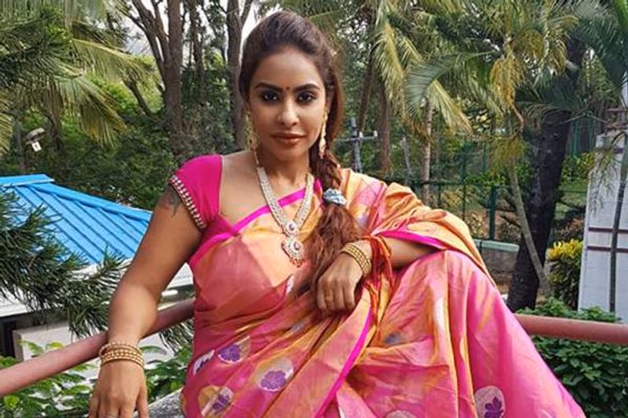 Sri Reddy alleged that she was ‘used’ by many top filmmakers and actors. From Abhiram Daggubati to Nani, Sri Reddy also accused many Telugu and Tamil actors. She even alleged that former Indian cricketer Sachin Tendulkar too has a dirty past. Sri Reddy alleged that she was ‘used’ by many top filmmakers and actors. From Abhiram Daggubati to Nani, Sri Reddy also accused many Telugu and Tamil actors. She even alleged that former Indian cricketer Sachin Tendulkar too has a dirty past.
