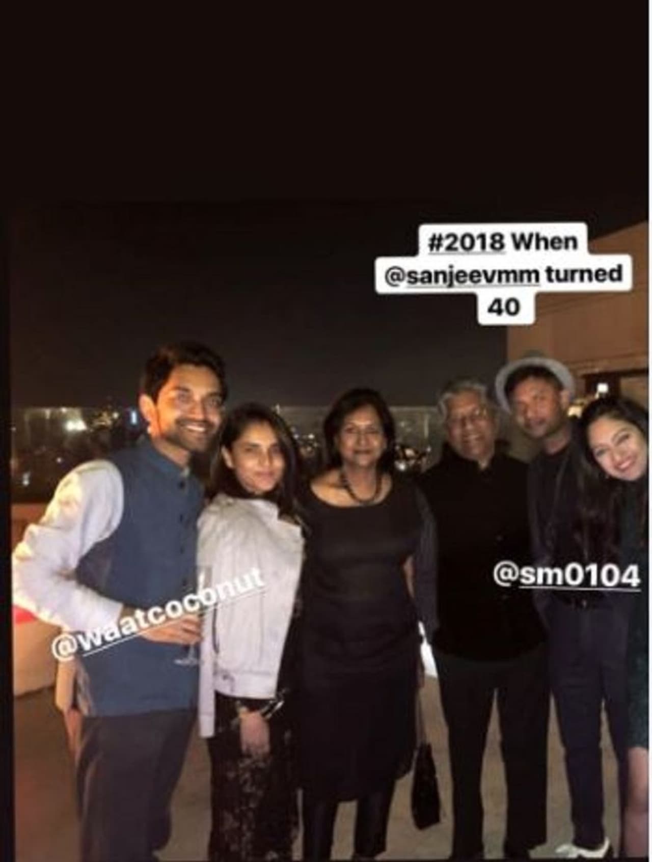 ಸ್ನೇಹಿತರ ಜೊತೆ ರಮ್ಯಾ ಹ್ಯಾಪಿ ಮೂಡ್ನಲ್ಲಿ ಸ್ನೇಹಿತರ ಜೊತೆ ರಮ್ಯಾ ಹ್ಯಾಪಿ ಮೂಡ್ನಲ್ಲಿ