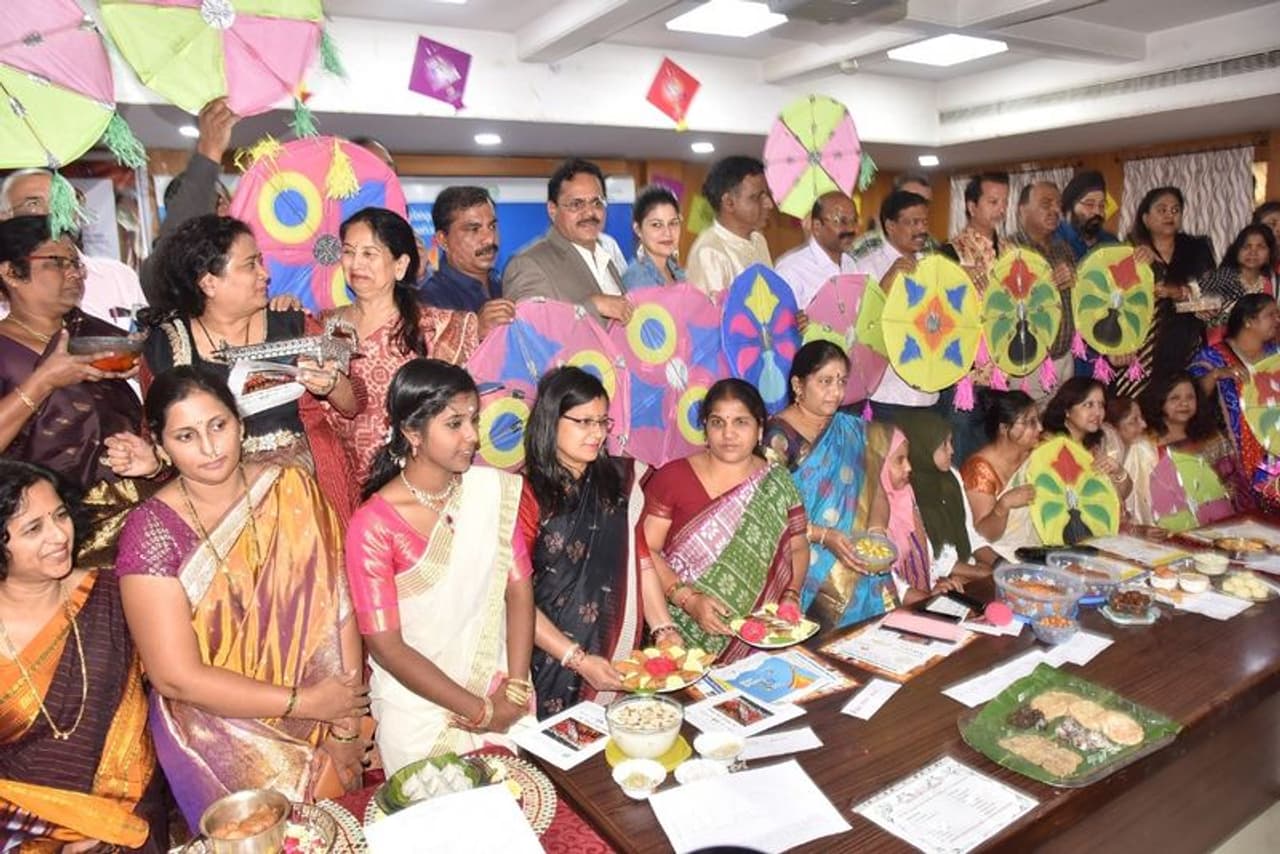 సెక్రటేరియట్లో అంతర్జాతీయ కైట్, స్వీట్స్ ఫెస్టివల్ సెక్రటేరియట్లో అంతర్జాతీయ కైట్, స్వీట్స్ ఫెస్టివల్