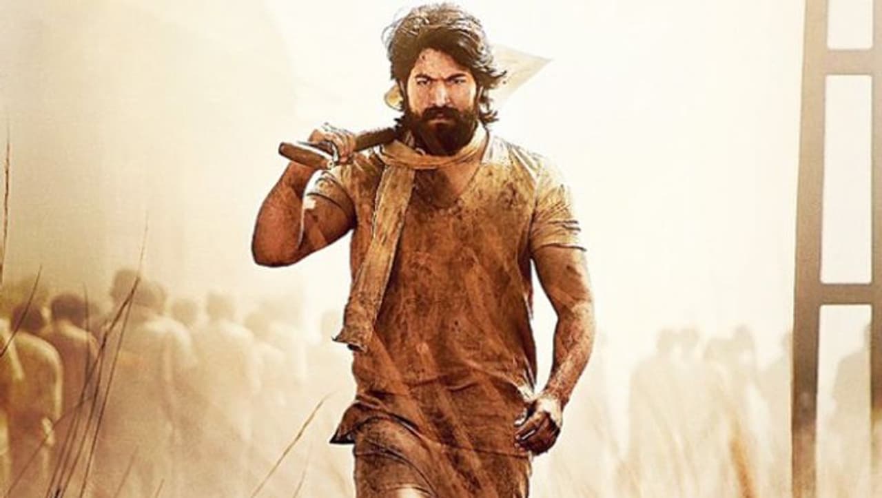 Kannada star Yash is now a popular name in Indian cinema, all thanks to the Hindi version of KGF: Chapter 1 and its box office success. The actor was appreciated for his role and received positive comments from the critics and audiences.