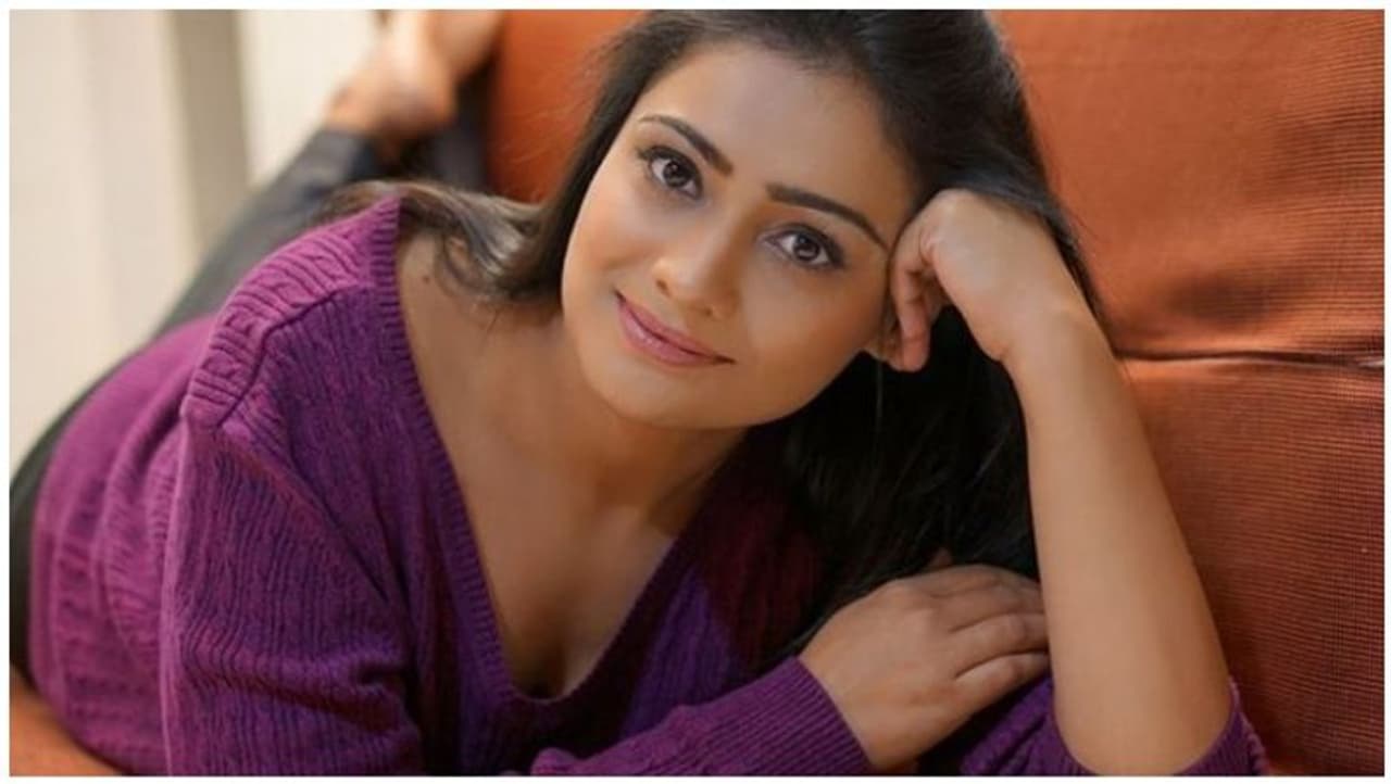 meera vasudevan meera vasudevan