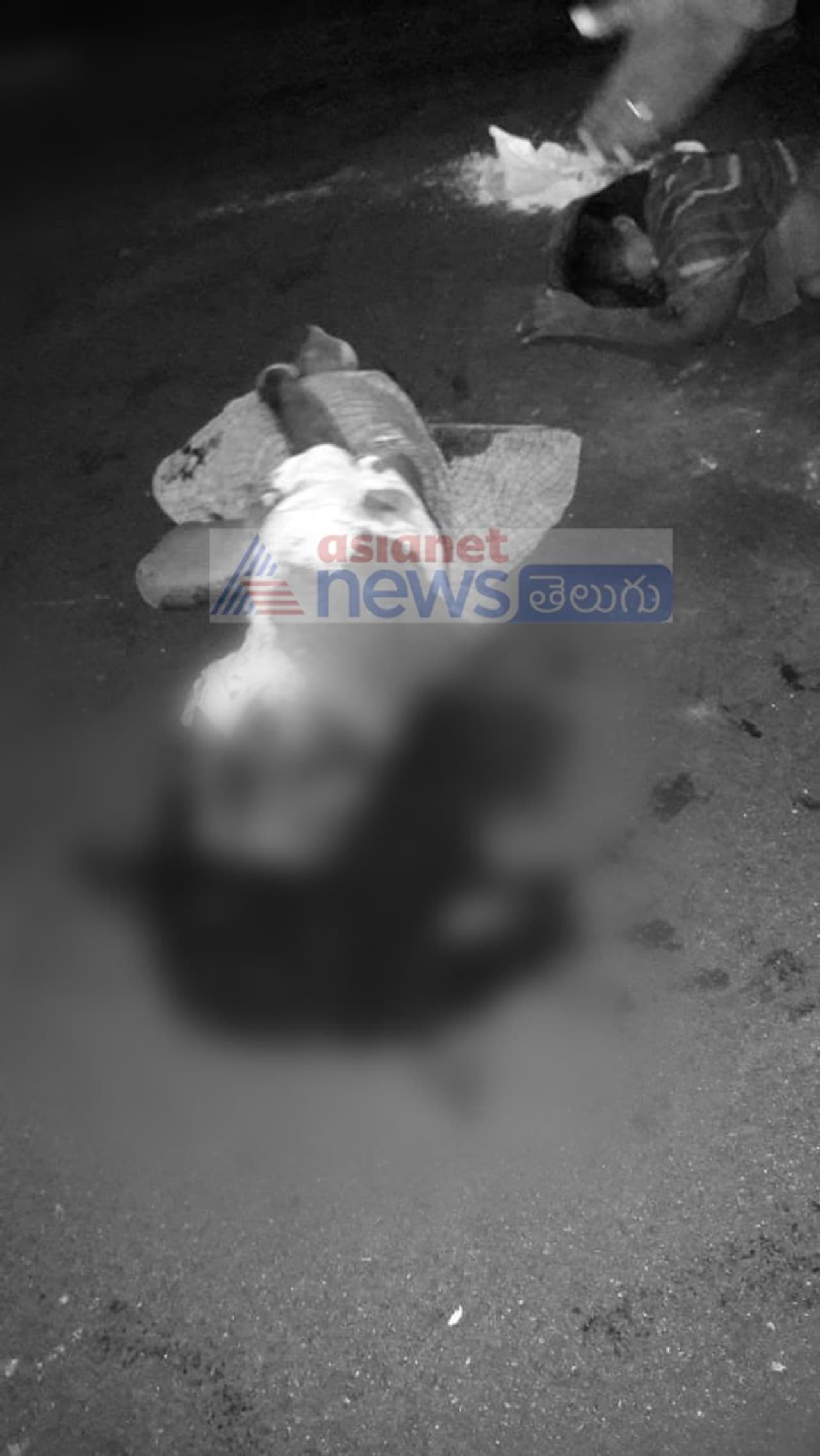 హైదరాబాద్ రింగ్ రోడ్ లో ఘోర రోడ్డు ప్రమాదం హైదరాబాద్ రింగ్ రోడ్ లో ఘోర రోడ్డు ప్రమాదం