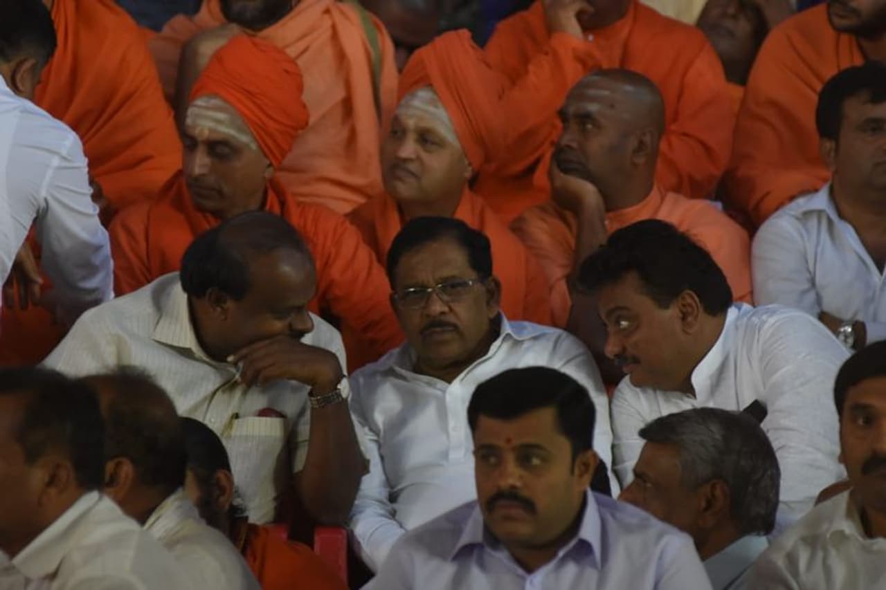 ಸಿದ್ಧಗಂಗಾ ಶ್ರೀಗಳ ಅಂತಿಮ ದರ್ಶನ ಸಿದ್ಧಗಂಗಾ ಶ್ರೀಗಳ ಅಂತಿಮ ದರ್ಶನ