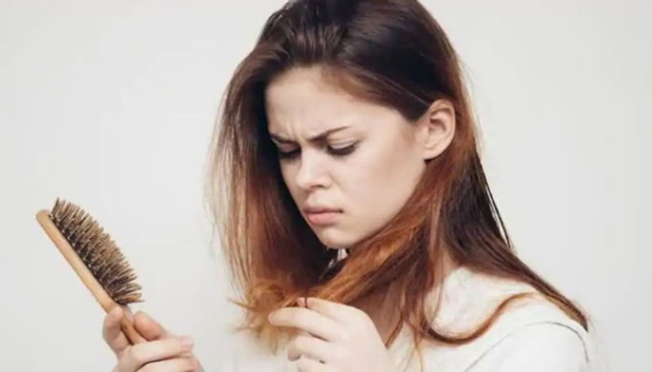 <p>Hair loss is one of the most common problems that people experience during monsoon. Humidity during the monsoon can make your scalp oily.<br /> </p> <p>Hair loss is one of the most common problems that people experience during monsoon. Humidity during the monsoon can make your scalp oily.<br /> </p>