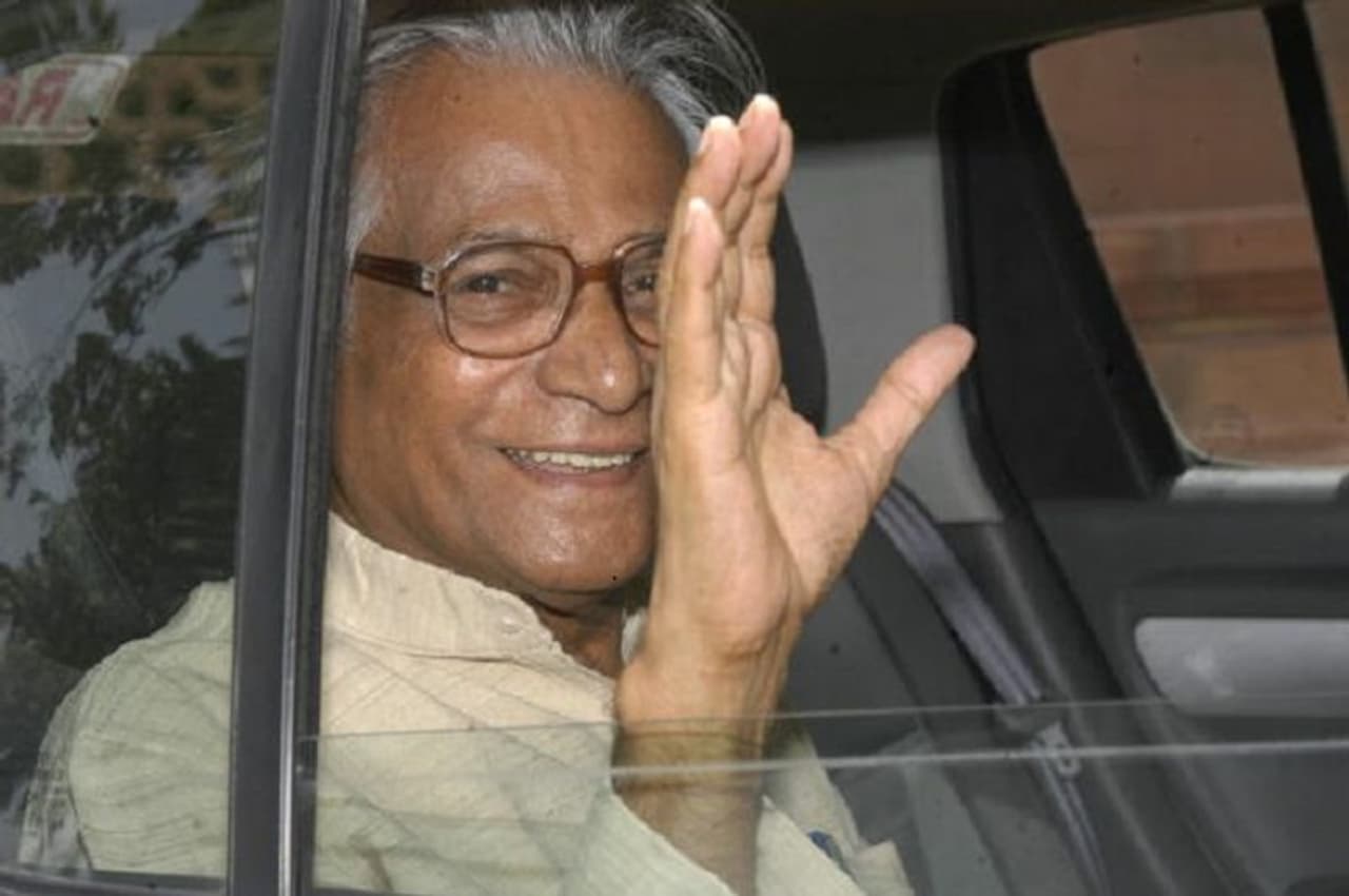 George Fernandes breathed his last at 7 AM, on Tuesday in New Delhi after battling Alzheimer's