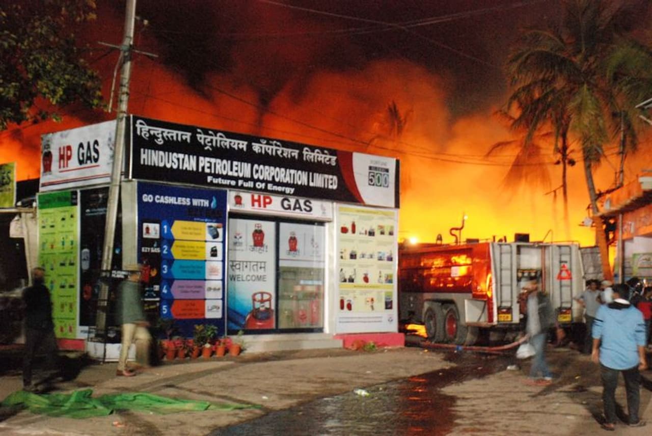 నాంపల్లి నుమాయిష్ అగ్ని ప్రమాదం దృశ్యాలు నాంపల్లి నుమాయిష్ అగ్ని ప్రమాదం దృశ్యాలు