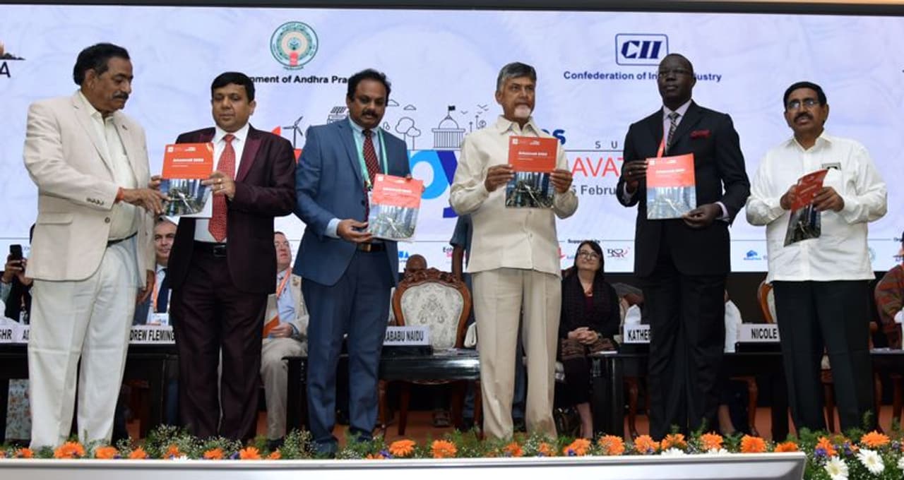 హ్యాపీ సిటీ సమ్మిట్లో సీఎం చంద్రబాబు(ఫోటోలు) హ్యాపీ సిటీ సమ్మిట్లో సీఎం చంద్రబాబు(ఫోటోలు)