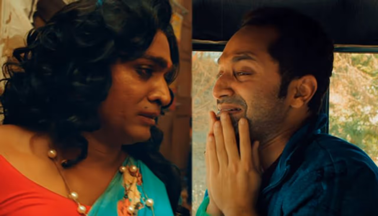 <p>மலையாள திரையுலகில் முன்னணி நடிகராக வலம் வருபவர் பகத் ஃபாசில். தமிழில் வேலைக்காரன், சூப்பர் டீலக்ஸ் ஆகிய படங்களில் நடித்துள்ளார். கேரளாவையும் தாண்டி தமிழிலும் ஏராளமான ரசிகர்களை தன் நடிப்பால் கட்டிப்போட்டுள்ளார்.&nbsp;</p>