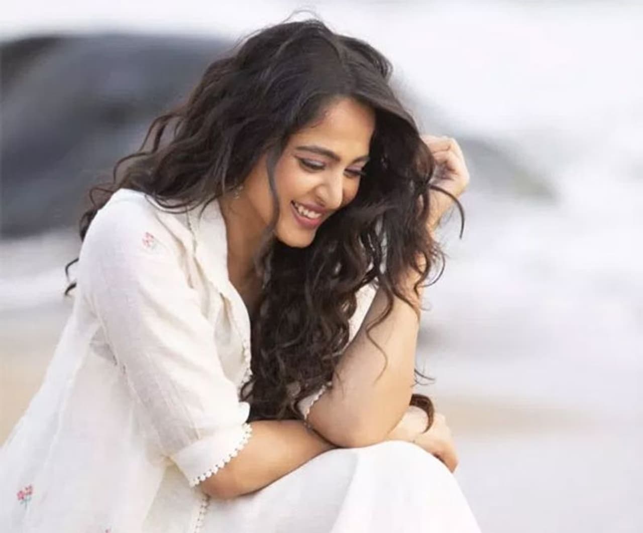 అనుష్క 5'9 అనుష్క 5'9