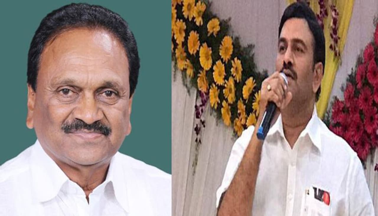 నరసాపురం: నరసాపురం పార్లమెంట్ టికెట్ ఏపీలోనే హాట్ సీట్ గా చెప్పుకోవచ్చు. ఎన్నికల్లో అభ్యర్థులు అనూహ్యంగా తెరపైకి రావడం సీటును ఎగరేసుకుపోవడం పరిపాటి. అభ్యర్థుల ఎంపిక అన్ని రాజకీయ పార్టీలకు కత్తిమీద సామే అని చెప్పాలి. అంతేకాదండోయ్ అత్యంత ఖరీదైన పార్లమెంట్ సీటు కూడా ఇదేనని పబ్లిక్ టాక్. నరసాపురం: నరసాపురం పార్లమెంట్ టికెట్ ఏపీలోనే హాట్ సీట్ గా చెప్పుకోవచ్చు. ఎన్నికల్లో అభ్యర్థులు అనూహ్యంగా తెరపైకి రావడం సీటును ఎగరేసుకుపోవడం పరిపాటి. అభ్యర్థుల ఎంపిక అన్ని రాజకీయ పార్టీలకు కత్తిమీద సామే అని చెప్పాలి. అంతేకాదండోయ్ అత్యంత ఖరీదైన పార్లమెంట్ సీటు కూడా ఇదేనని పబ్లిక్ టాక్.