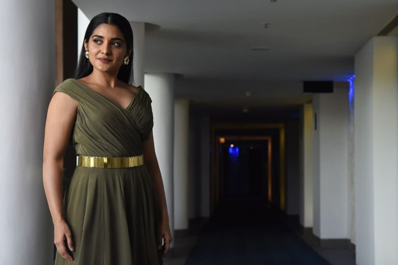 నివేదా థామస్ లేటెస్ట్ హాట్ ఫోటోలు నివేదా థామస్ లేటెస్ట్ హాట్ ఫోటోలు