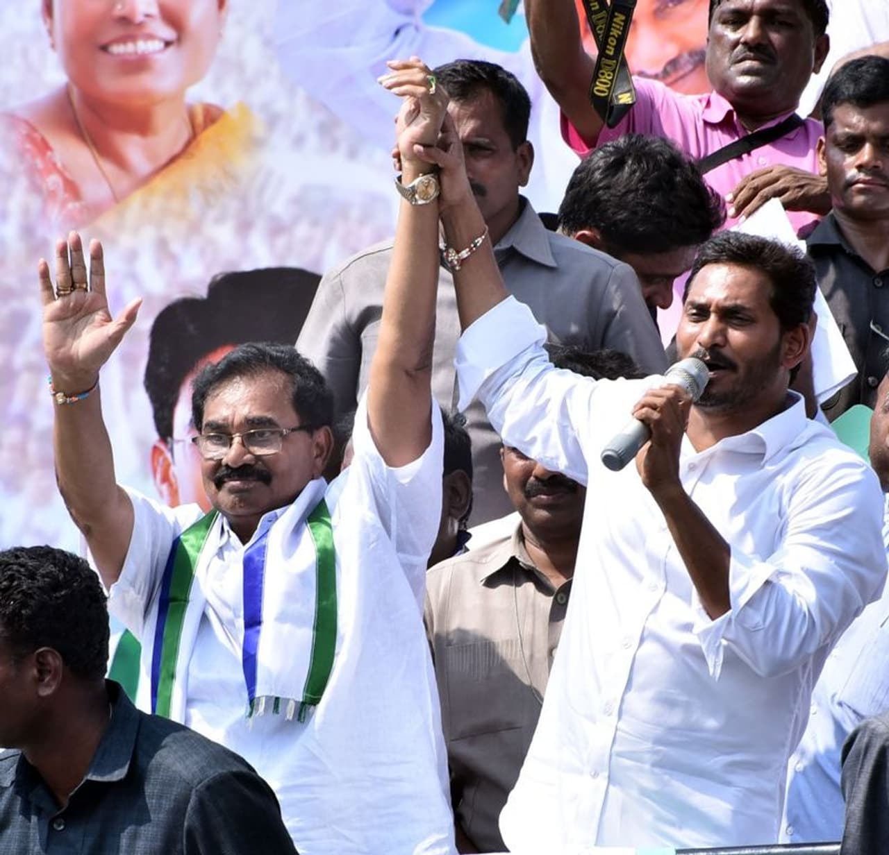 నెల్లూరు జిల్లాలో వైఎస్సార్సిపి ఎన్నికల ప్రచారం నెల్లూరు జిల్లాలో వైఎస్సార్సిపి ఎన్నికల ప్రచారం