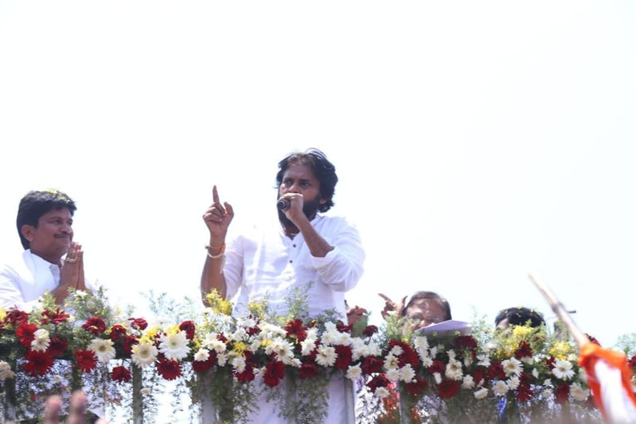 ప్రకాశం జిల్లాలో జనసేన ఎన్నికల ప్రచారం ప్రకాశం జిల్లాలో జనసేన ఎన్నికల ప్రచారం