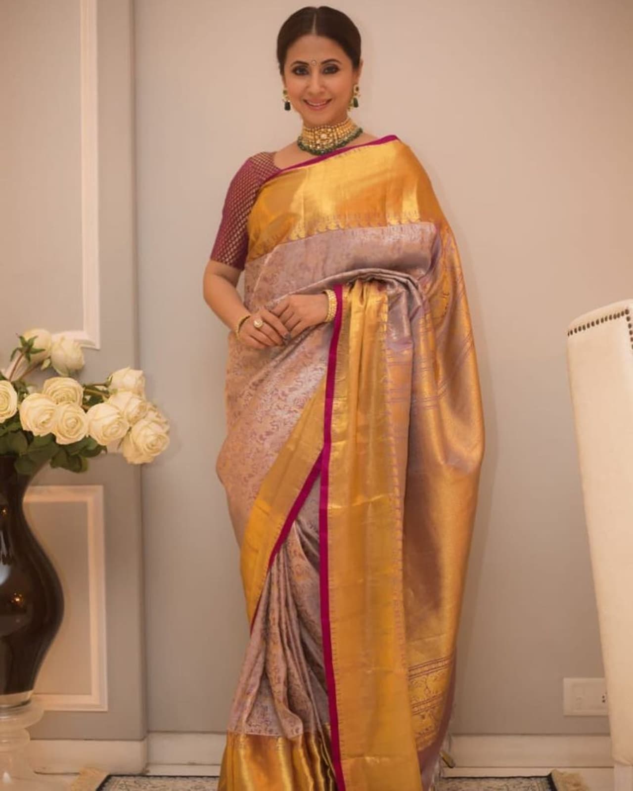 1.उर्मिला मातोंडकर बॉलीवुड अदाकारा उर्मिला मातोंडकर ने 2019 के मार्च महीने में ही कांग्रेस पार्टी की सदस्‍यता ली है। वह नार्थ मुंबई से चुनाव लड़ेंगी।