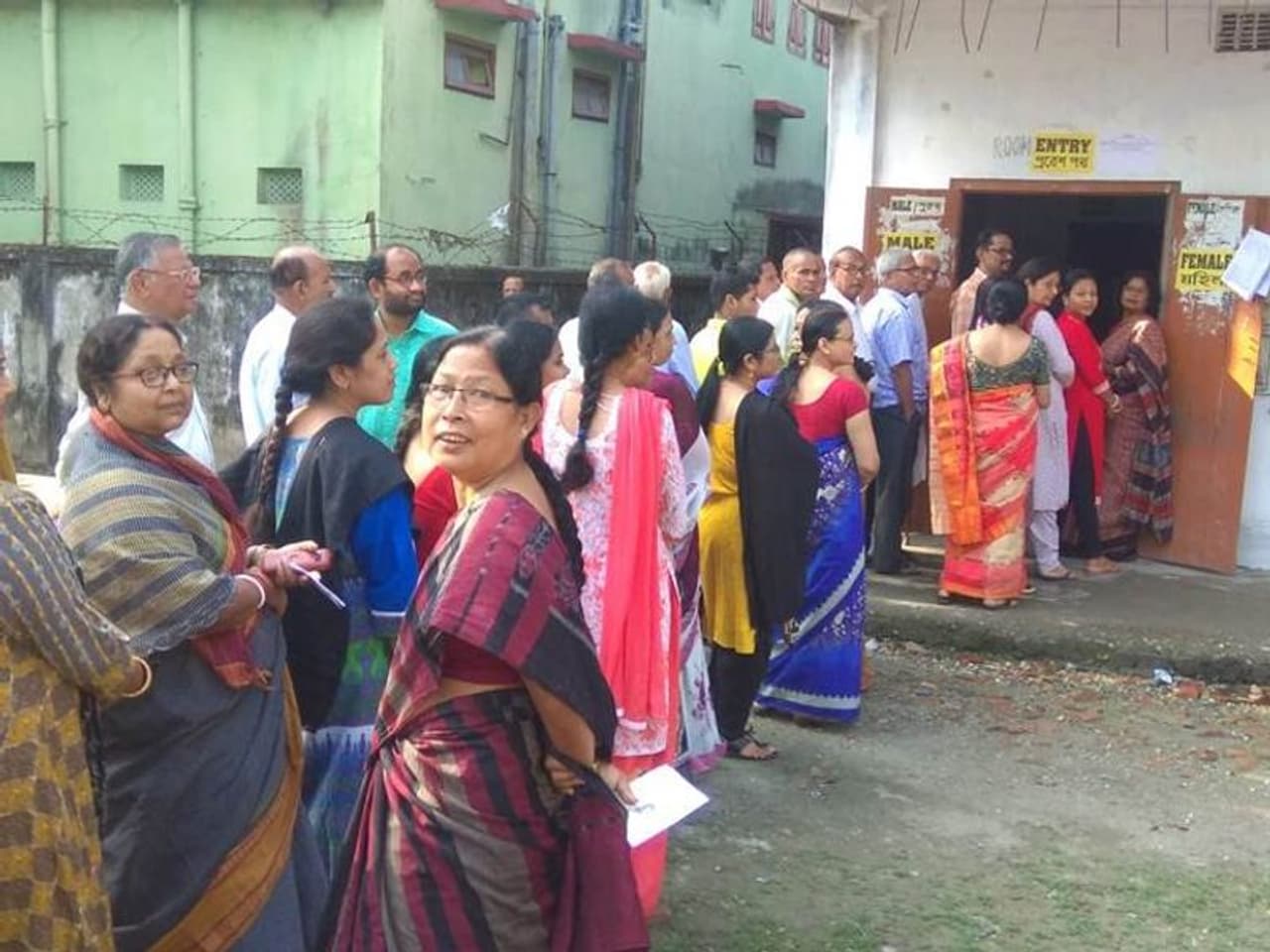 The Lok Sabha election 2019 polling starts at Bengal like many parts of India. The Lok Sabha election 2019 polling starts at Bengal like many parts of India.