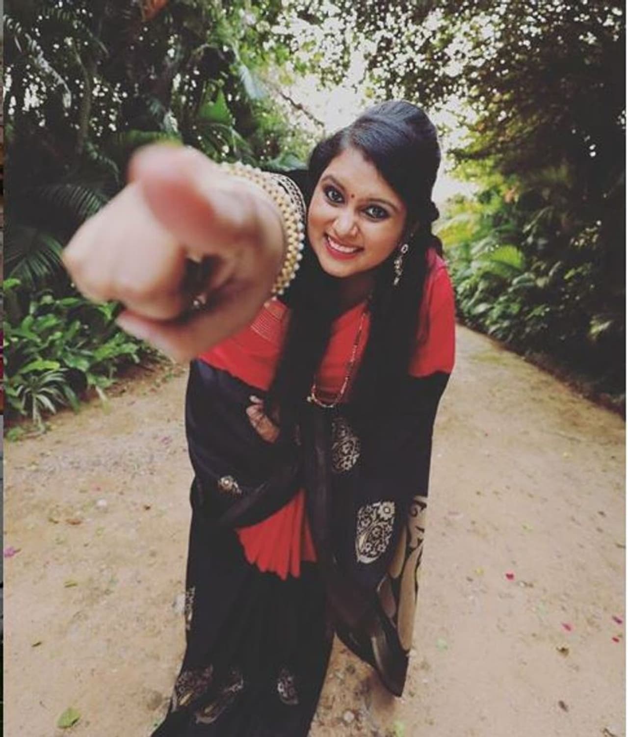 ಗುಂಡಮ್ಮನ ಹೆಸರು ಗೀತಾ ಭಟ್. ಮೂಲತಃ ಉಡುಪಿ ಜಿಲ್ಲೆಯ ಕಾರ್ಕಳದವರು.