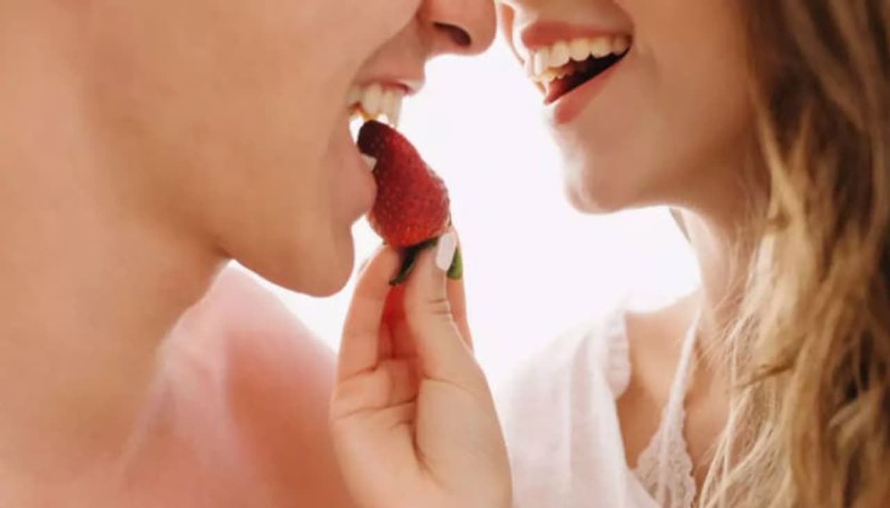 <p>ಸೆಕ್ಸ್ ಡ್ರೈವ್ ಉತ್ತಮಗೊಳಿಸುವ ನಿಟ್ಟಿನಲ್ಲಿ 9 ಉಪಯುಕ್ತ ವಸ್ತುಗಳ ಪಟ್ಟಿ ಇಲ್ಲಿದೆ.</p> <p>ಸೆಕ್ಸ್ ಡ್ರೈವ್ ಉತ್ತಮಗೊಳಿಸುವ ನಿಟ್ಟಿನಲ್ಲಿ 9 ಉಪಯುಕ್ತ ವಸ್ತುಗಳ ಪಟ್ಟಿ ಇಲ್ಲಿದೆ.</p>