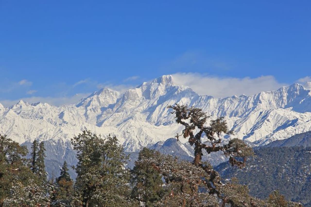 There are 36 heritage sites in India that are recognised by UNESCO. So, on World Heritage Day, take a look at some of the incredibly beautiful natural world heritage sites in India.