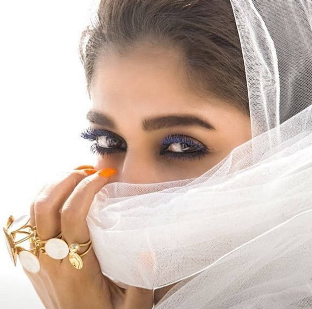 <p>ನಯನತಾರ ಸಿನಿಮಾ ಕನ್ನಡಕ್ಕೆ ತಂದ ಕನ್ನಡ್ ಗೊತ್ತಿಲ್ಲ ಮಯೂರ್</p> <p>ನಯನತಾರ ಸಿನಿಮಾ ಕನ್ನಡಕ್ಕೆ ತಂದ ಕನ್ನಡ್ ಗೊತ್ತಿಲ್ಲ ಮಯೂರ್</p>