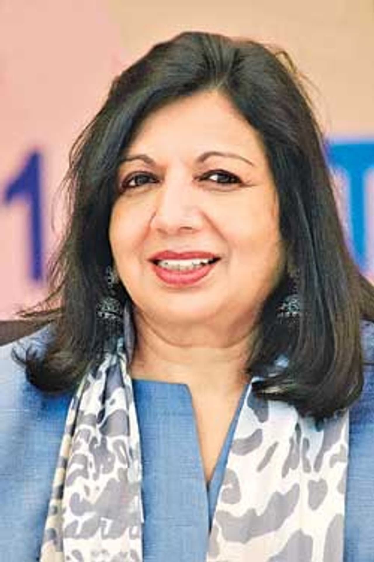 బయోకాన్ చైర్ పర్సన్ కం ఎండీ కిరణ్ మజుందార్ షా మాట్లాడుతూ.. ఎన్‌డీఏ 1.0 ప్రజలను మెప్పించిందని కొనియాడారు. గత అయిదేళ్లుగా వ్యూహాత్మకంగా పాలన సాగించిన ప్రధాని మోదీ హయాంలో ఎన్‌డీఏ 2.0కు ప్రజలు ఆమోదం తెలిపారన్నారు. వచ్చే అయిదేళ్లలో ఆర్థిక వృద్ధిపై దృష్టి నిలిపి ప్రతి ఒక్కరికీ సంపద పెరిగేలా చూడాలని కిరణ్‌ మజుందార్‌ షా ఆకాంక్షించారు.