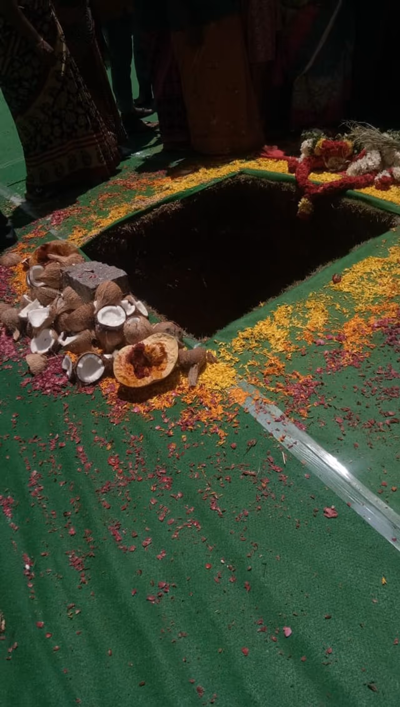 నూతన సచివాలయ నిర్మాణానికి కేసీఆర్ శంకుస్థాపన(ఫోటోలు) నూతన సచివాలయ నిర్మాణానికి కేసీఆర్ శంకుస్థాపన(ఫోటోలు)