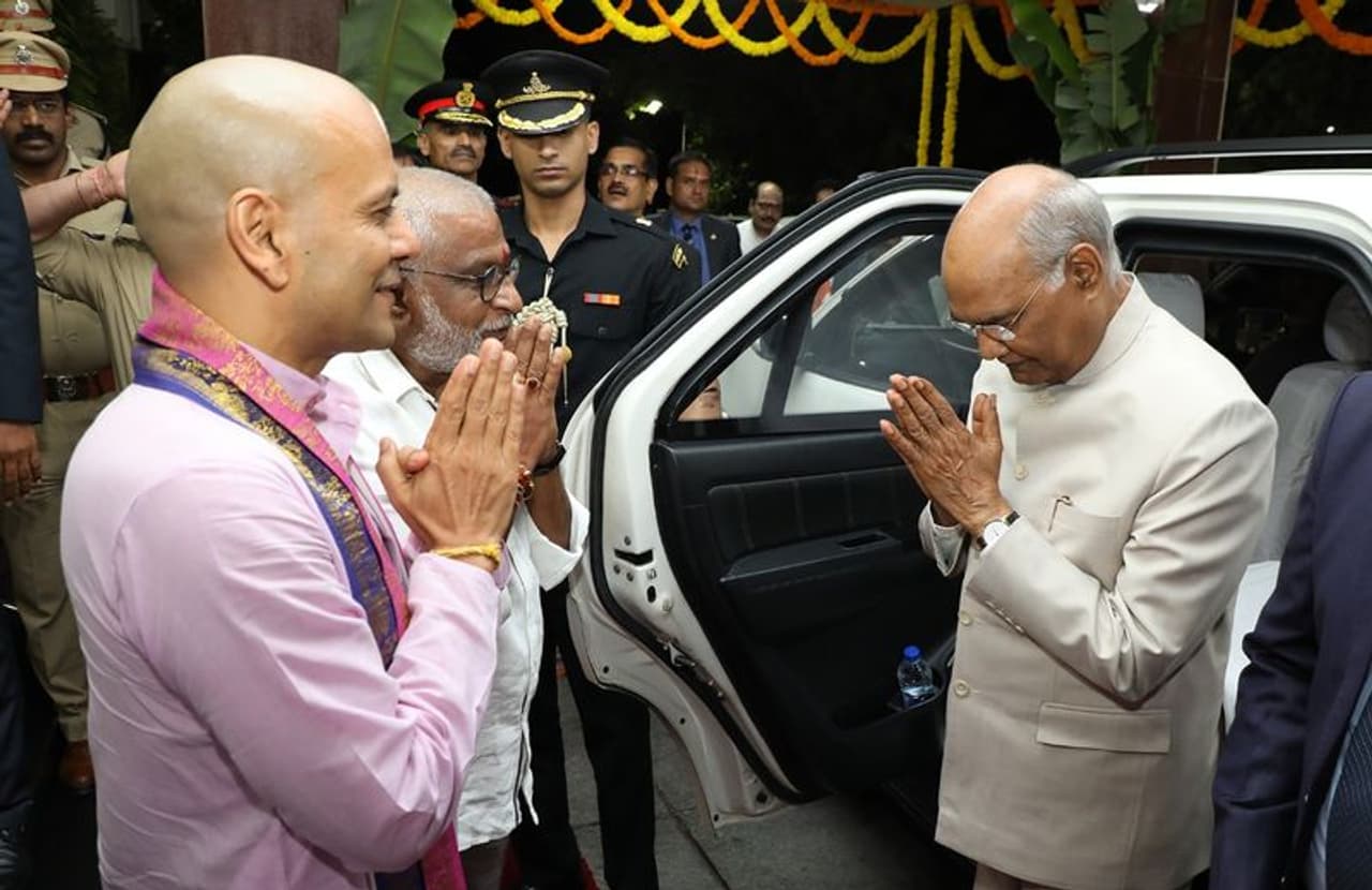తిరుమల శ్రీవారిని దర్శించుకున్న రాష్ట్రపతి తిరుమల శ్రీవారిని దర్శించుకున్న రాష్ట్రపతి