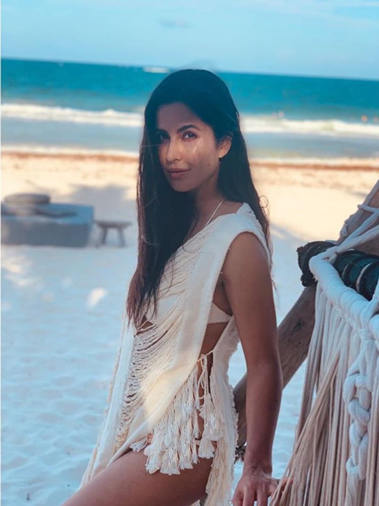 Kat shared the image saying, “🎂+ 🇲🇽 =💛” Kat shared the image saying, “🎂+ 🇲🇽 =💛”