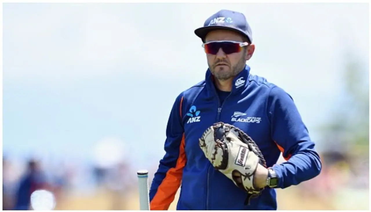 ನ್ಯೂಜಿಲೆಂಡ್ ಮಾಜಿ ಕೋಚ್ ಮೈಕ್ ಹೆಸನ್ ಹೆಗಲಿಗೆ RCB ತಂಡದ ಕ್ರಿಕೆಟ್ ನಿರ್ದೇಶಕ ಜವಾಬ್ದಾರಿ ನ್ಯೂಜಿಲೆಂಡ್ ಮಾಜಿ ಕೋಚ್ ಮೈಕ್ ಹೆಸನ್ ಹೆಗಲಿಗೆ RCB ತಂಡದ ಕ್ರಿಕೆಟ್ ನಿರ್ದೇಶಕ ಜವಾಬ್ದಾರಿ