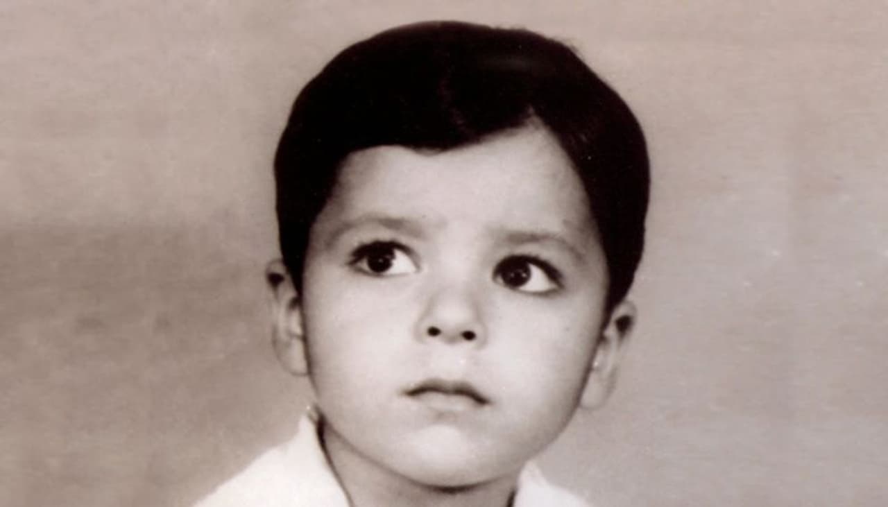 ಜೇಟ್ಲಿ ಓರ್ವ ಅತ್ಯಂತ ಮೇಧಾವಿ ವಿದ್ಯಾರ್ಥಿ. ಶ್ರೀ ರಾಮ ಕಾಲೇಜಿನಲ್ಲಿ ವಾಣಿಜ್ಯ ಪದವಿ ಪಡೆದಿದ್ದ ಜೇಟ್ಲಿ, ಅತ್ತ ದೆಹಲಿ ವಿಶ್ವವಿದ್ಯಾಲಯದಿಂದ ಕಾನೂನು ಪದವಿನ್ನೂ ಗಳಿಸಿದ್ದರು.