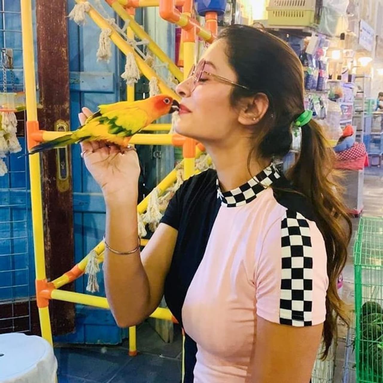 (Photo Courtesy Instagram) 'RX100' చిత్రంతో టాలీవుడ్ లో ఒక్కసారిగా హాట్ టాపిక్ అయింది పాయల్ రాజ్ పుత్.