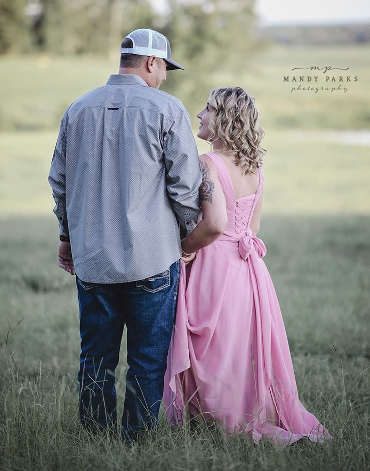 ಕ್ಯಾನ್ಸರ್ ಎಂಬ ರೋಗ, ಅದರಲ್ಲೂ ಬ್ರೆಸ್ಟ್ ಕ್ಯಾನ್ಸರ್ ಎಂಬುವುದು ಇತ್ತೀಚೆಗೆ ಮಹಿಳೆಯರಲ್ಲಿ ಹೆಚ್ಚಾಗಿ ಕಾಣಿಸಿಕೊಳ್ಳುತ್ತಿದೆ. ಇದೇ ಬ್ರೆಸ್ಟ್ ಕ್ಯಾನ್ಸರ್ ಎಂಬ ಮಹಾಮಾರಿ Kelsey Johnson ಹಾಗೂ ಚಾರ್ಲೀ ಸಂಸಾರದಲ್ಲಿ ಬಿರುಗಾಳಿ ಎಬ್ಬಿಸಿತ್ತು ಕ್ಯಾನ್ಸರ್ ಎಂಬ ರೋಗ, ಅದರಲ್ಲೂ ಬ್ರೆಸ್ಟ್ ಕ್ಯಾನ್ಸರ್ ಎಂಬುವುದು ಇತ್ತೀಚೆಗೆ ಮಹಿಳೆಯರಲ್ಲಿ ಹೆಚ್ಚಾಗಿ ಕಾಣಿಸಿಕೊಳ್ಳುತ್ತಿದೆ. ಇದೇ ಬ್ರೆಸ್ಟ್ ಕ್ಯಾನ್ಸರ್ ಎಂಬ ಮಹಾಮಾರಿ Kelsey Johnson ಹಾಗೂ ಚಾರ್ಲೀ ಸಂಸಾರದಲ್ಲಿ ಬಿರುಗಾಳಿ ಎಬ್ಬಿಸಿತ್ತು