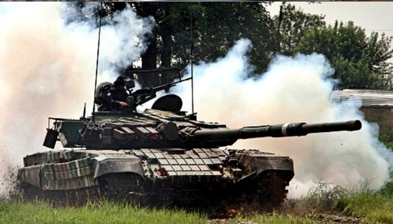 போர் விமானங்கள் சேதம்