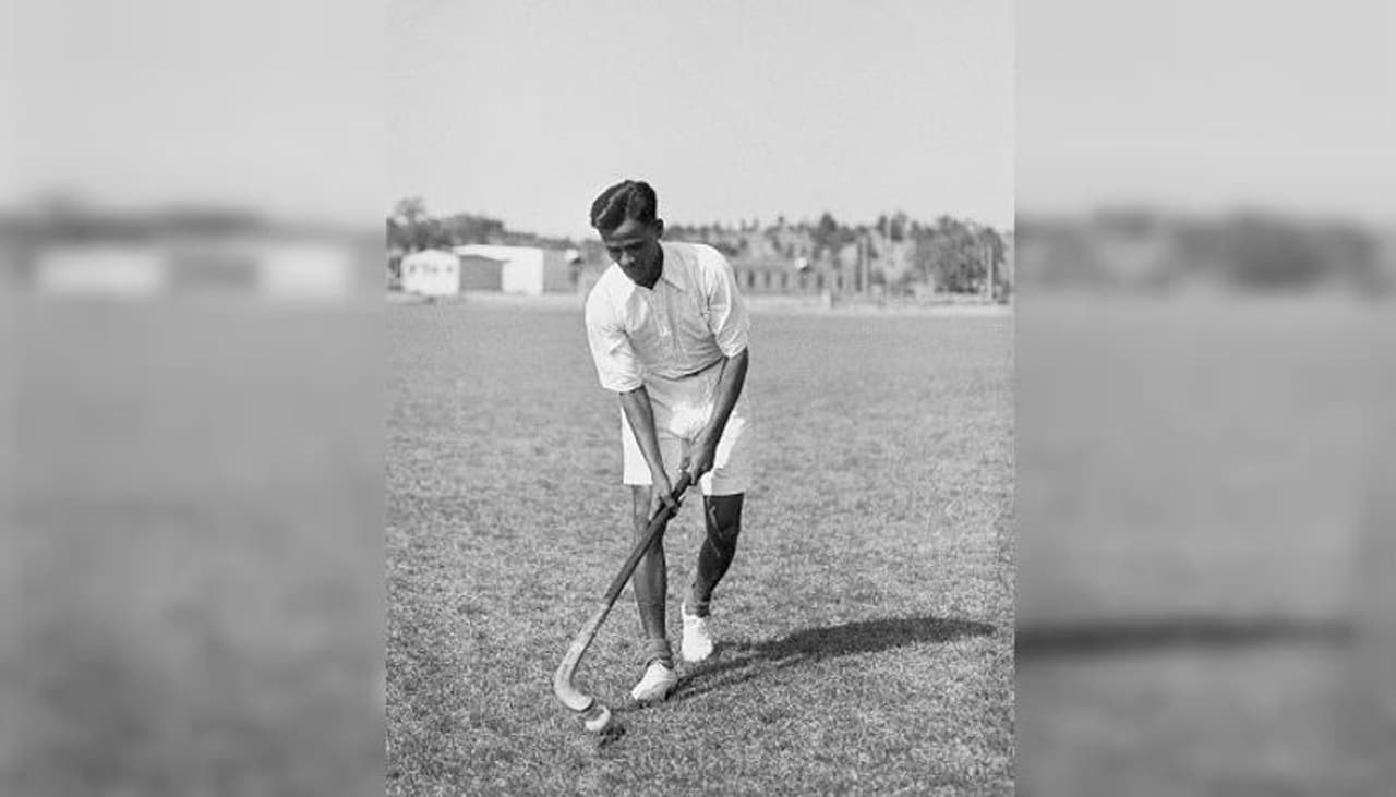 <p>Former Indian hockey legend and icon Major Dhyan Chand is all set to get recognition on the big screen. A documentary is being planned on the former Olympian who helped India attain great heights in the sport, besides being the most exquisite hockey player to date.</p>