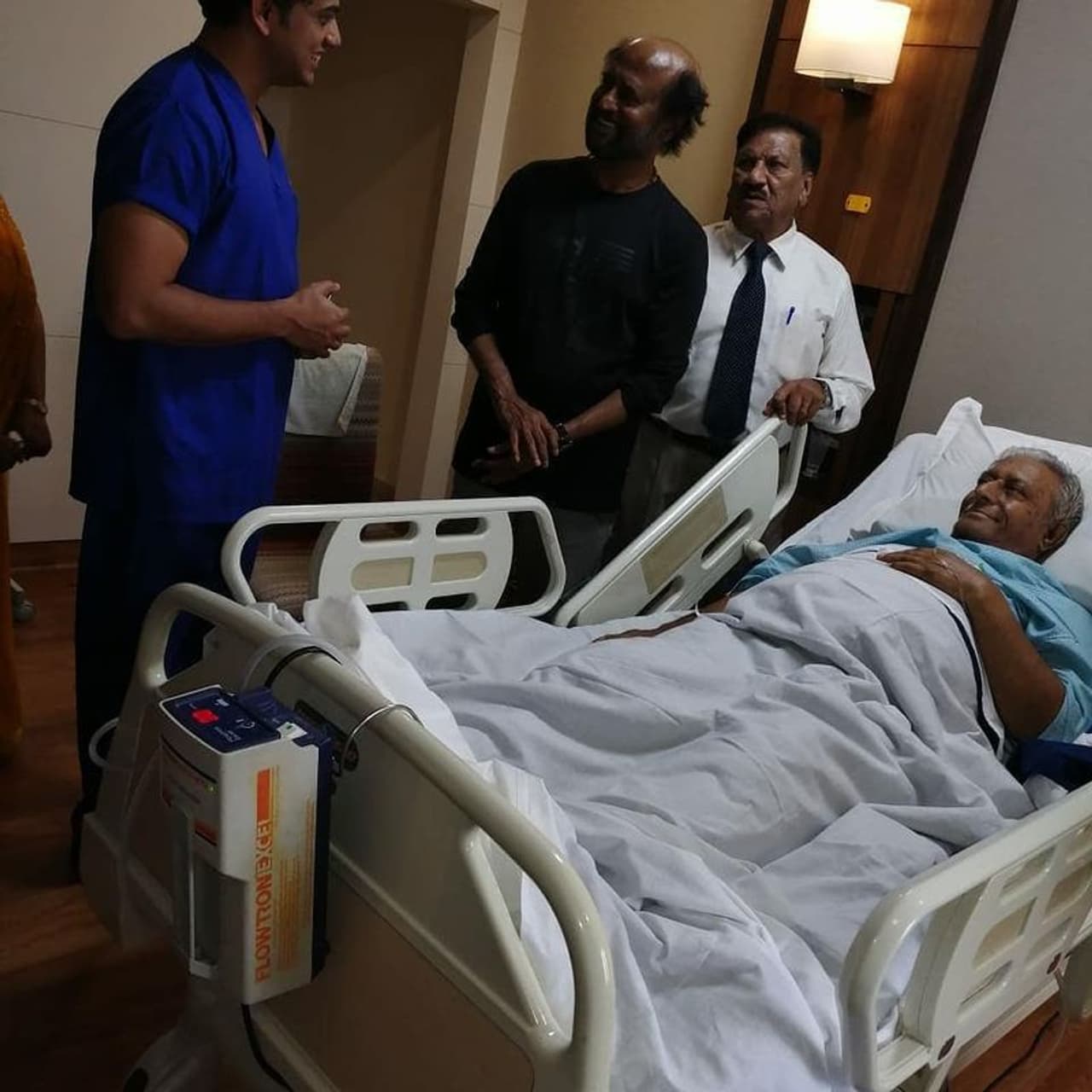 சத்தியநாராயணா ராவ் உடல் நிலை குறித்து கேட்டறிந்த ரஜினி சத்தியநாராயணா ராவ் உடல் நிலை குறித்து கேட்டறிந்த ரஜினி