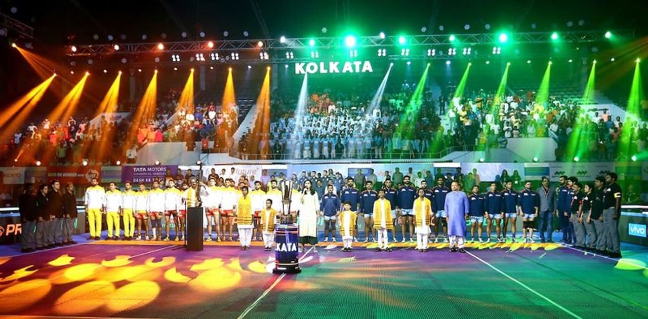 ಕೋಲ್ಕತಾ ಪ್ರೊ ಕಬಡ್ಡಿ ಟೂರ್ನಿ ಮೆರುಗು ಹೆಚ್ಚಿಸಿದ ಪ್ಯಾರ ಬ್ಯಾಡ್ಮಿಂಟನ್ ತಾರೆ ಮಾನಸಿ ಜೋಶಿ ಕೋಲ್ಕತಾ ಪ್ರೊ ಕಬಡ್ಡಿ ಟೂರ್ನಿ ಮೆರುಗು ಹೆಚ್ಚಿಸಿದ ಪ್ಯಾರ ಬ್ಯಾಡ್ಮಿಂಟನ್ ತಾರೆ ಮಾನಸಿ ಜೋಶಿ