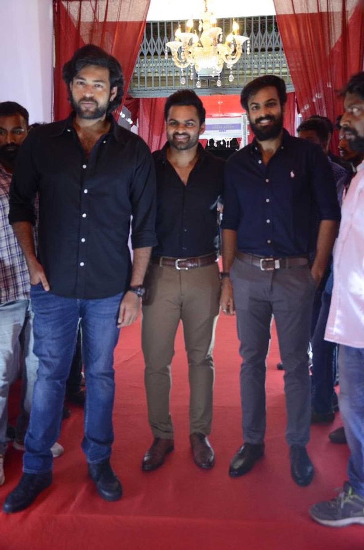 కొత్త తరం మెగా వారసులం మేమే.. కొత్త తరం మెగా వారసులం మేమే..