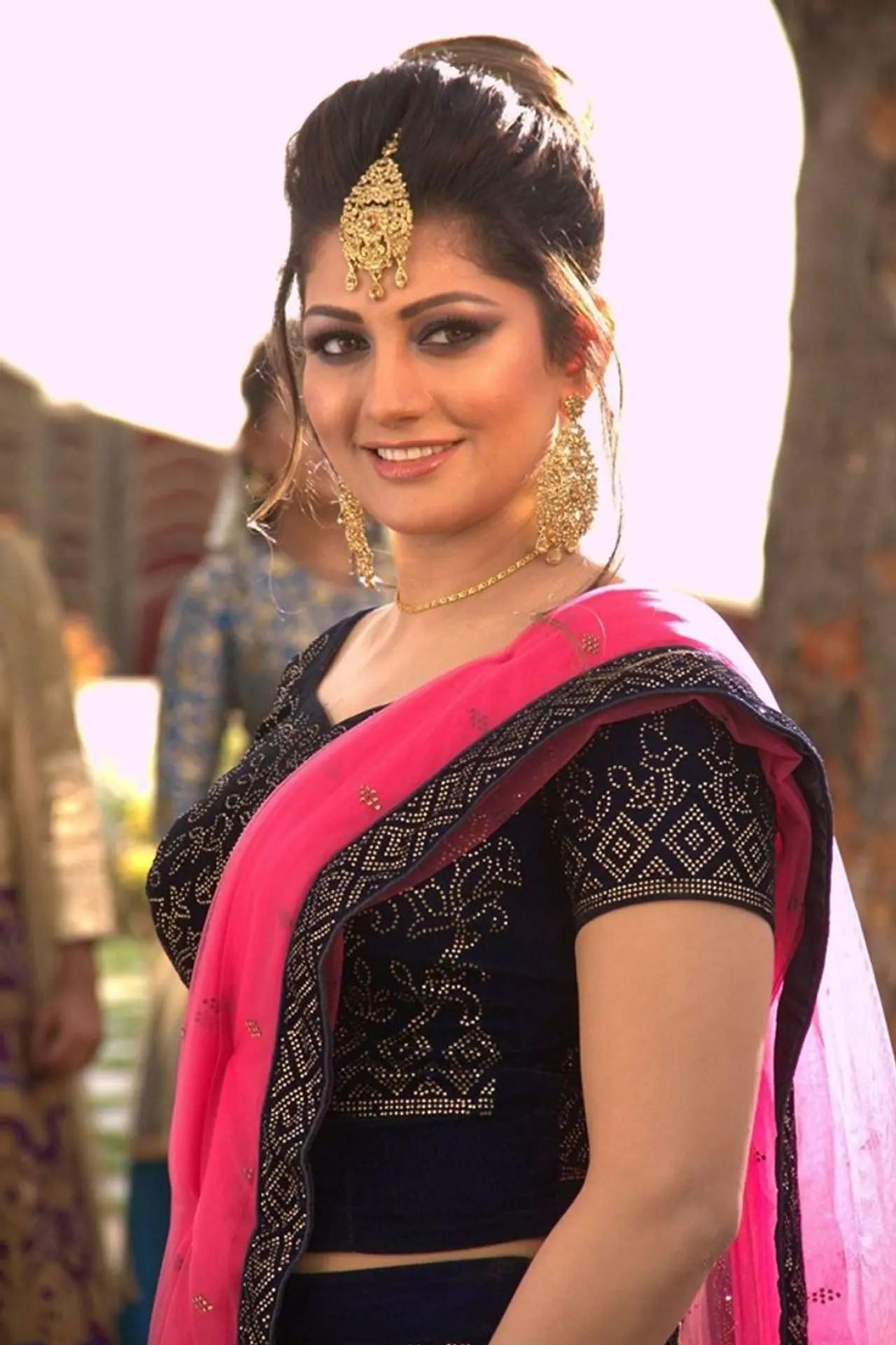 ಮಂಗಳೂರು ಮೂಲದ ರಾಧಿಕಾ ಹುಟ್ಟಿದ್ದು ನವೆಂಬರ್ 11, 1986ರಂದು ಬಿಳ್ಳವಾ ಕುಟುಂಬದಲ್ಲಿ.