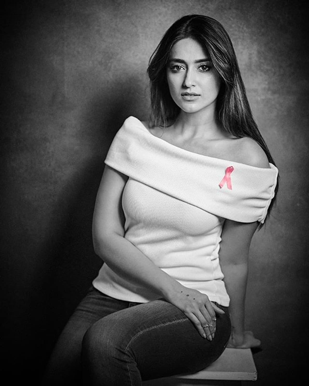 (Courtesy__ Instagram) ఒకప్పుడు టాలీవుడ్ లో స్టార్ హీరోయిన్ గా గుర్తింపు తెచ్చుకుంది గోవా బ్యూటీ ఇలియానా. (Courtesy__ Instagram) ఒకప్పుడు టాలీవుడ్ లో స్టార్ హీరోయిన్ గా గుర్తింపు తెచ్చుకుంది గోవా బ్యూటీ ఇలియానా.