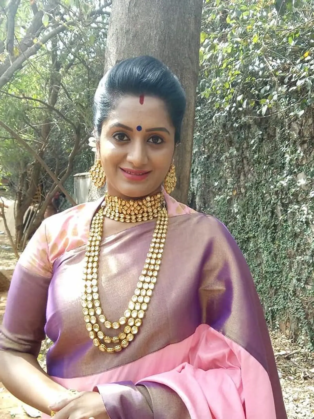 'ರಾಜಾಹುಲಿ' ಚಿತ್ರದಲ್ಲಿ ಯಶ್ ಅತ್ತೆ ಮಗಳಾಗಿ ಕಾಣಿಸಿಕೊಂಡಿದ್ದಾರೆ.