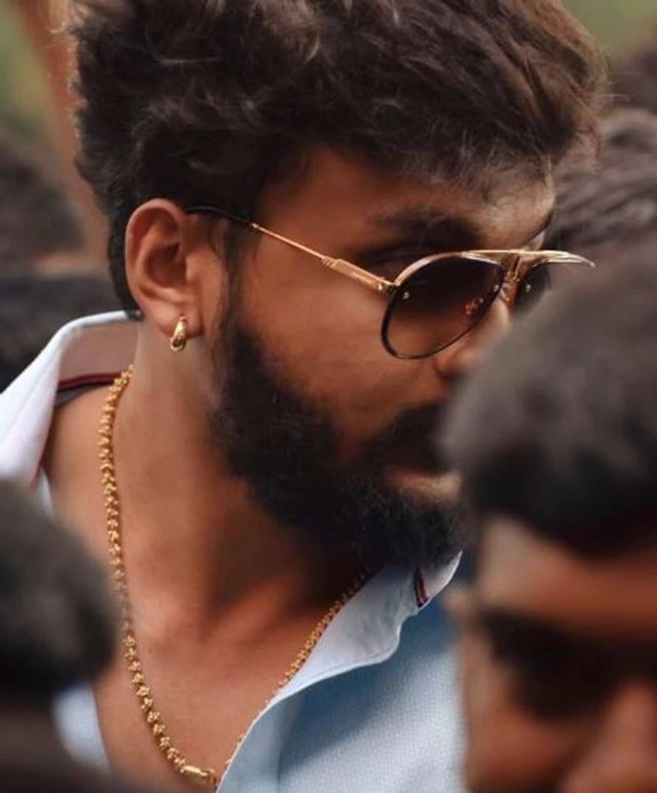 ಚಿಕ್ಕವಯಸ್ಸಿನಿಂದ ನಟನಾಗಬೇಕು ಎಂದು ಧನ್ವೀರ್ ಆಸೆಪಟ್ಟಿದ್ದರು. ಚಿಕ್ಕವಯಸ್ಸಿನಿಂದ ನಟನಾಗಬೇಕು ಎಂದು ಧನ್ವೀರ್ ಆಸೆಪಟ್ಟಿದ್ದರು.