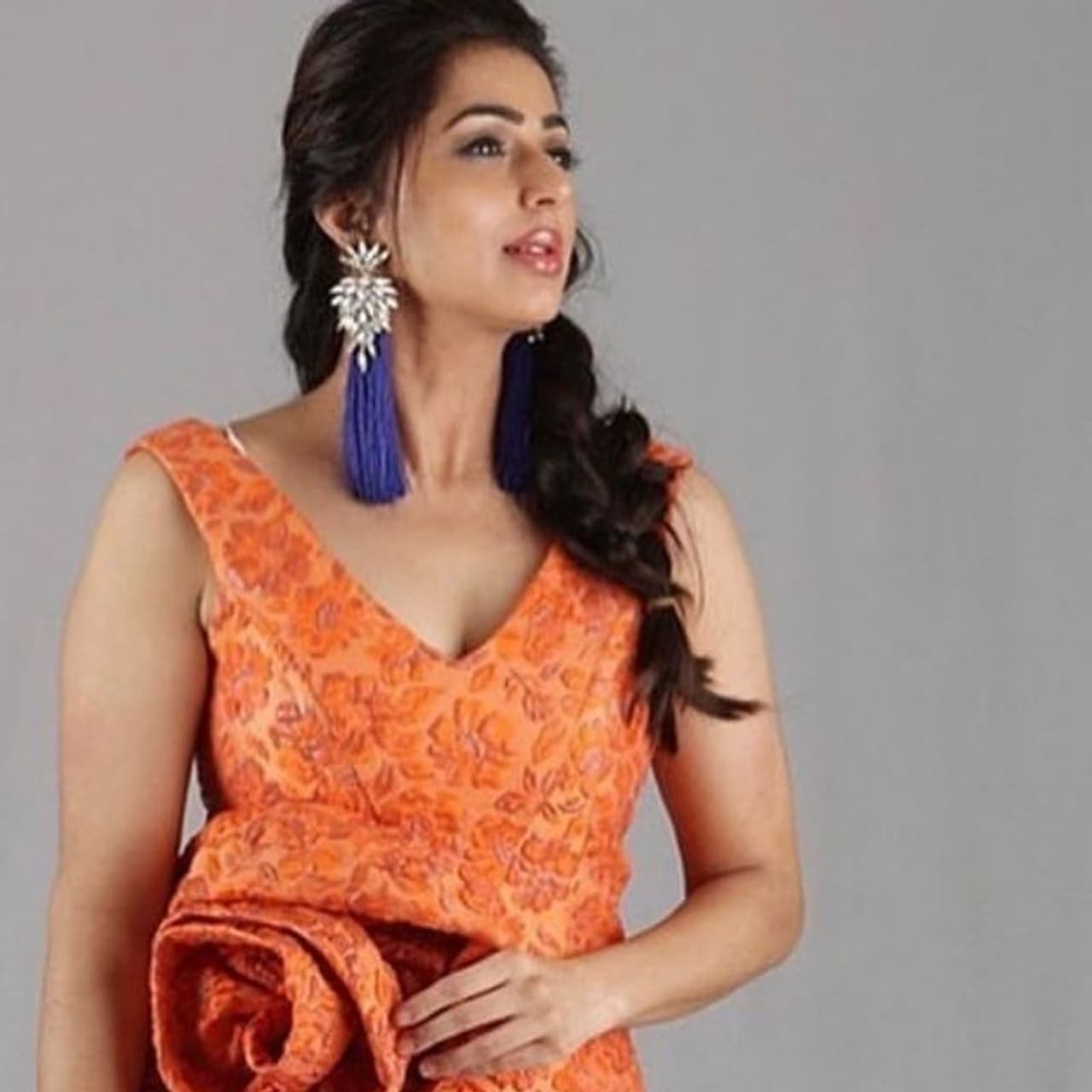 (Courtesy:Instagram) 2000 సంవత్సరంలో భూమిక యువకుడు చిత్రంతో హీరోయిన్ గా మారింది. (Courtesy:Instagram) 2000 సంవత్సరంలో భూమిక యువకుడు చిత్రంతో హీరోయిన్ గా మారింది.