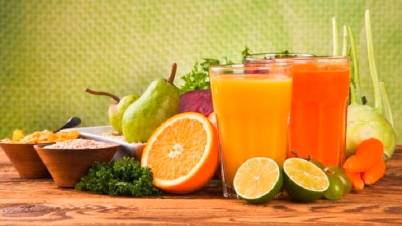 <p>In a lifestyle ridden with erratic sleep patterns, irregular eating habits, a largely unhealthy diet and increased stress, we all need to detox once in a while to cleanse our body and refresh the mind.</p> <p>In a lifestyle ridden with erratic sleep patterns, irregular eating habits, a largely unhealthy diet and increased stress, we all need to detox once in a while to cleanse our body and refresh the mind.</p>