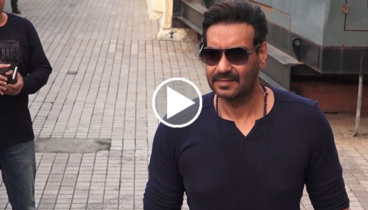 Ajay Devgn started his career with the film Phool Aur Kaante. Since then he has never kissed a single actress that he has worked with. He surely has done some intimate scenes with many actresses but never lip locked with any of them.