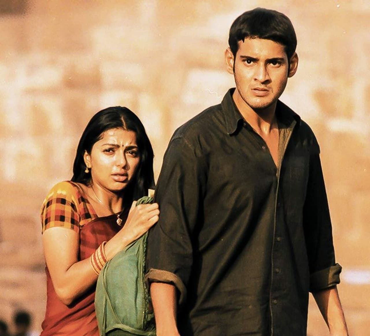 ఒక్కడు( డైరెక్టర్ గుణ శేఖర్): బడ్జెట్ 8 కోట్లు... షేర్స్ 22 కోట్లు ఒక్కడు( డైరెక్టర్ గుణ శేఖర్): బడ్జెట్ 8 కోట్లు... షేర్స్ 22 కోట్లు