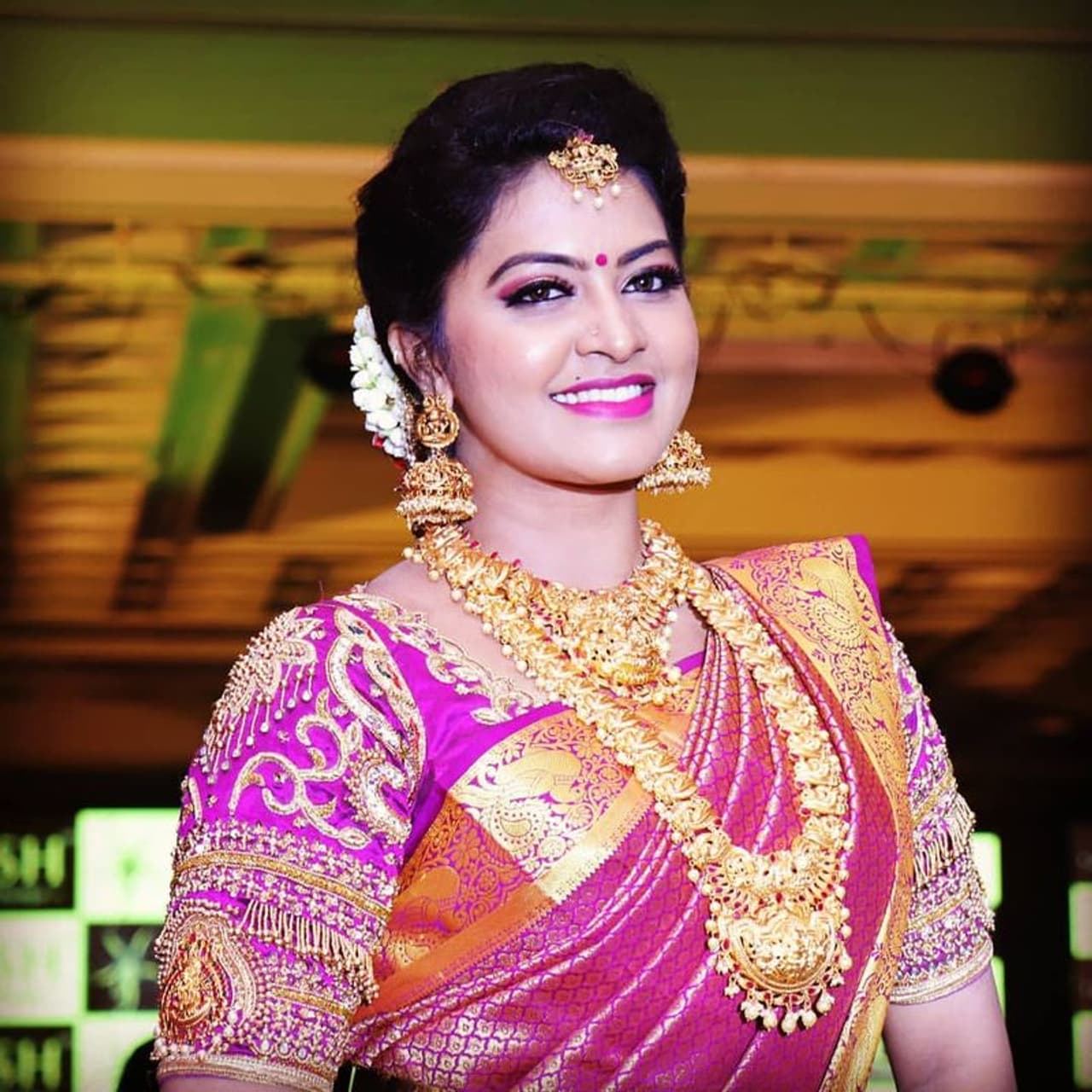 விஜய் டிவி லவ் ஜோடி: